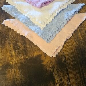 4 Soft Pastel Scalloped Washcloths - Blue, Pink, White, Lavender Washcolths